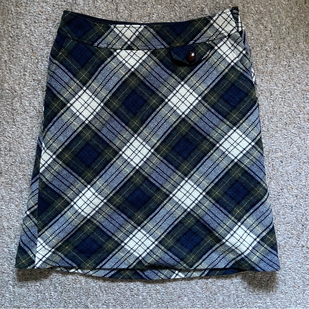 L.L. Bean Navy and White Tartan A-Line Skirt